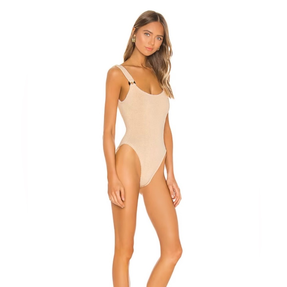 Hunza G Domino One Piece in Blush